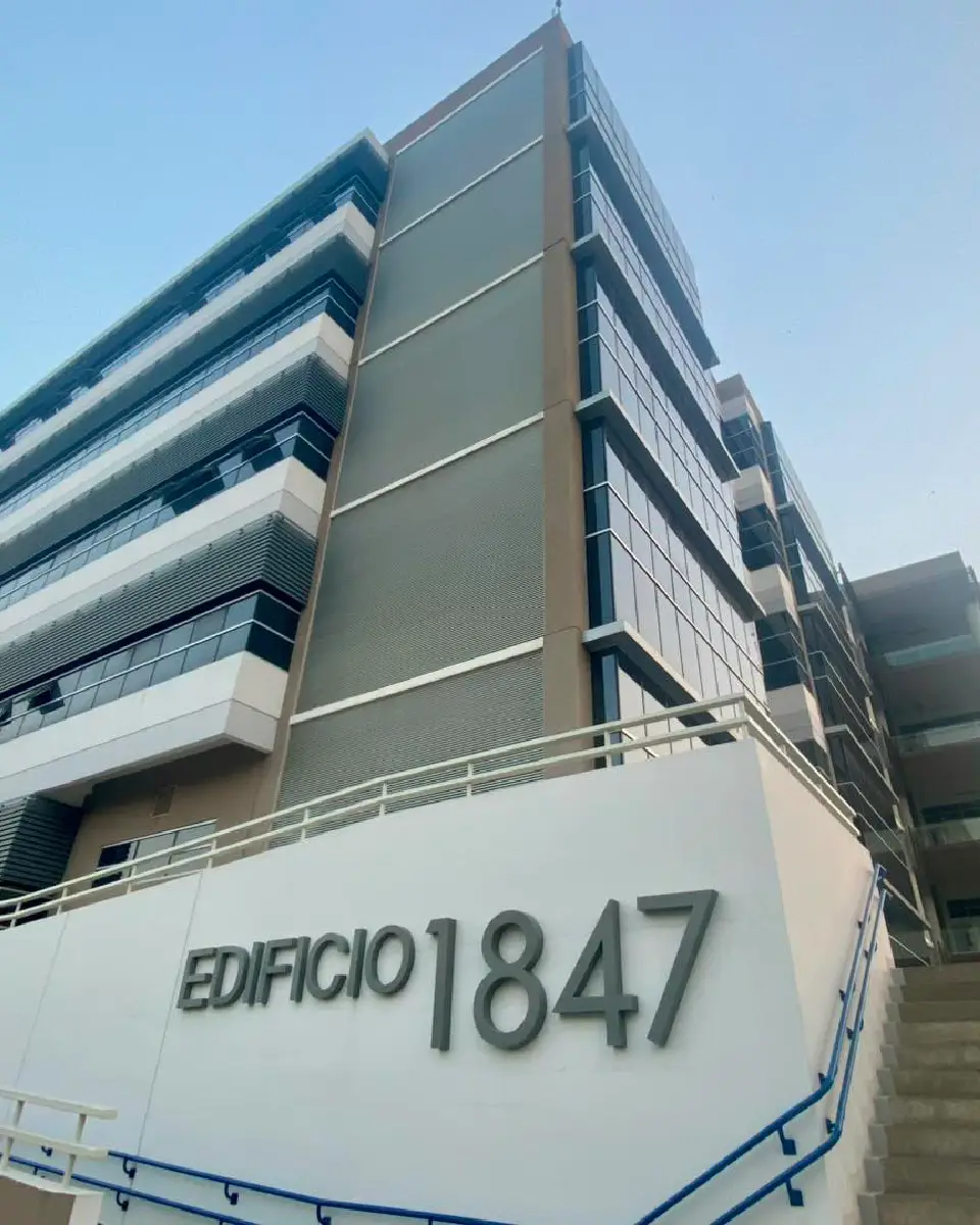 Edificio 1847 UNAH - Pintura Comercial