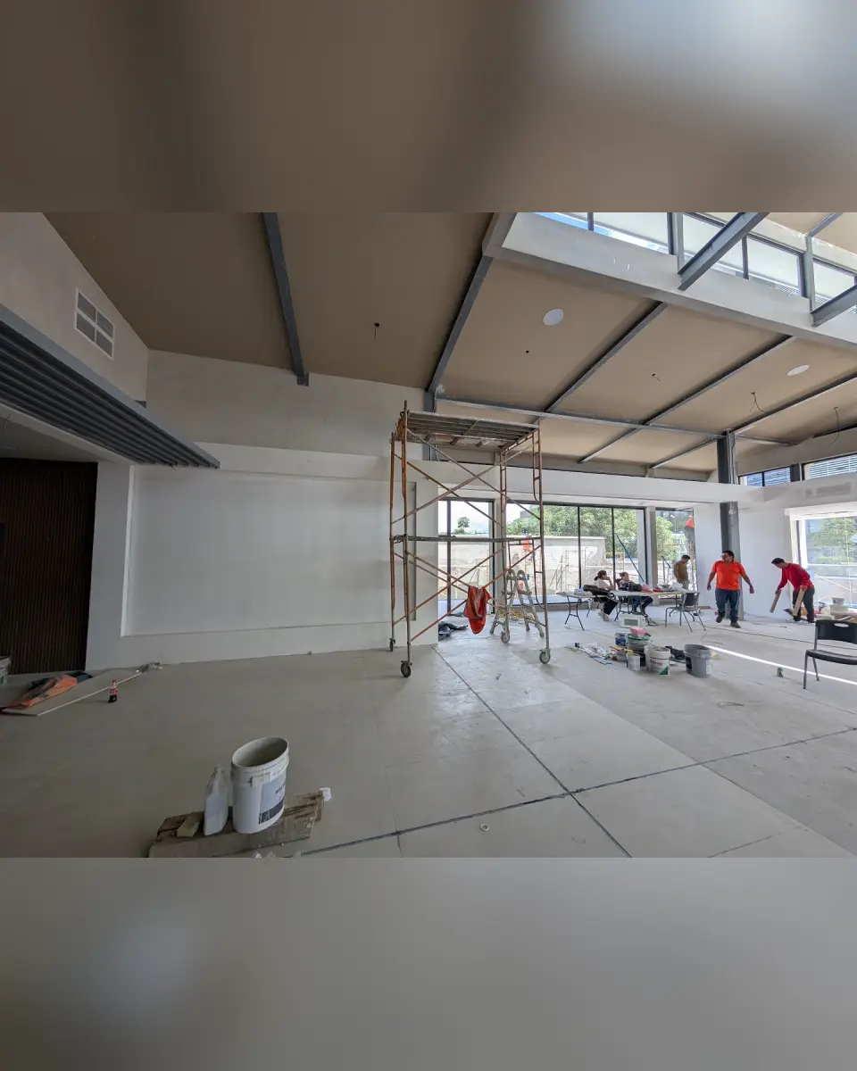 Acabado pintura local cafetería Tegucigalpa - Pinturas y Más