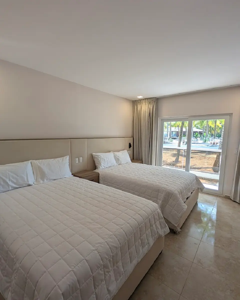 Hotel Honduras Shores Plantation recámara pintura profesional Tela
