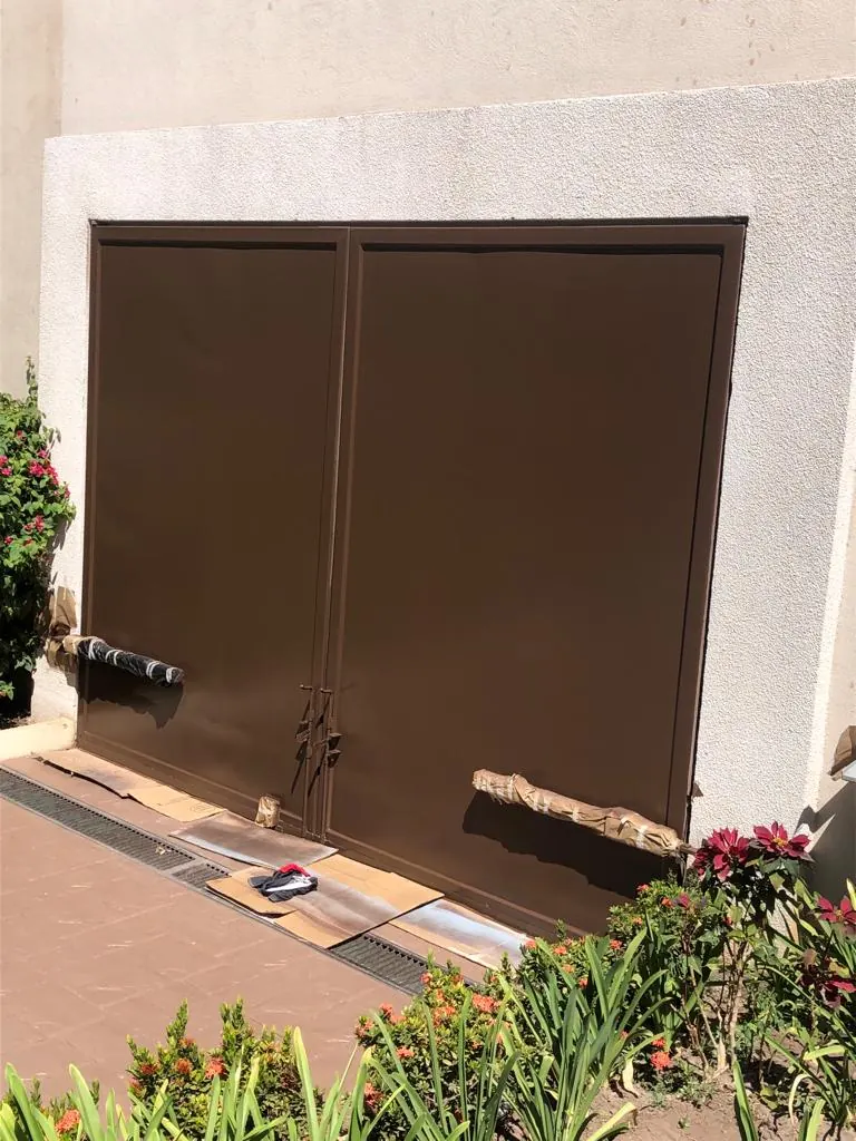 Pintura portón metálico Tegucigalpa - Pinturas y Más
