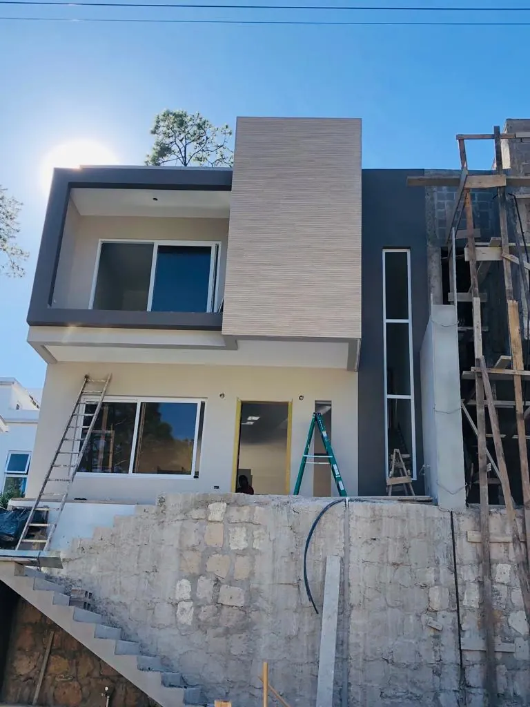 Pintura exterior edificio en altura Tegucigalpa